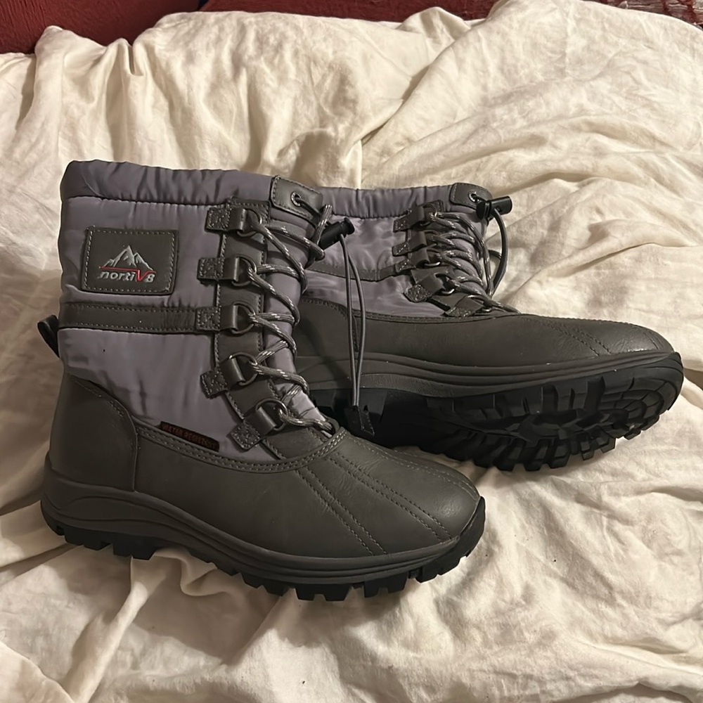 Nortiv8 winter thermal fur lined rugged boots w/thinsulate & non skid outsoles